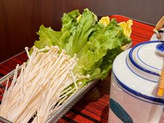 -沙胆彪炭炉牛杂煲(上海日月光广场店)