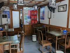 -街头顶黄记馄饨王(中山中路店)