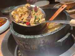 -蘑界·野生菌火锅(深业上城店)