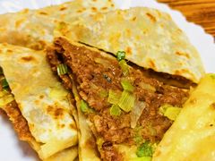 -溢心园香河肉饼总店