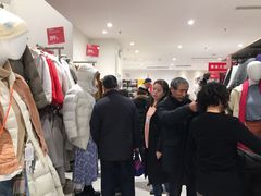 -优衣库(上海金桥国际商业广场店)