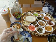 -包整·丝娃娃(一览甲秀楼风景店)