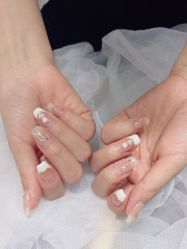 -丽心自助美甲美睫