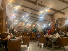 大堂-芳草地度假酒店·野炉中餐厅