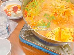 鱼骨汤锅-青瓦餐厅·生鱼片·韩园烤肉(西塔店)