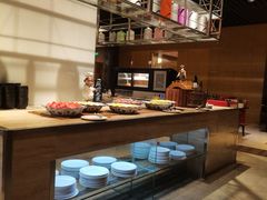 自助取餐区-绿地万豪酒店-城市节奏餐厅