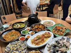 -荣基四海一家·家常菜·海鲜大排档(新安店)