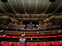 -交通银行前滩31演艺中心