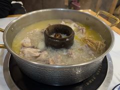 -朴小妹人参鸡汤火锅(长白山万达店)