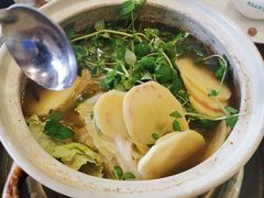 -杨记山珍鸡煲菌汤锅