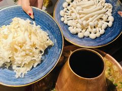 -雀舞云南菜(天津天河城购物中心店)