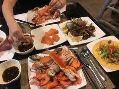 -三亚湾海居铂尔曼度假酒店