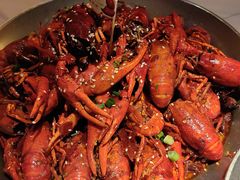 -巴厘龙虾·榜首油焖大虾(音乐学院·沿江酒馆店)