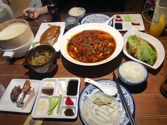 酥不腻烤鸭-小放牛炒菜馆(北国商城店)