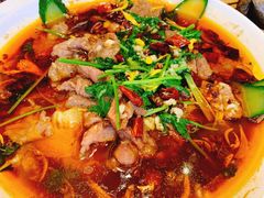 水煮牛肉-龙悦湾酒家·八阵鱼生·渔人码头店