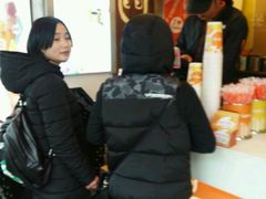 -CoCo都可(嘉兴学院店)
