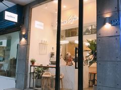 门面-red donkey coffee