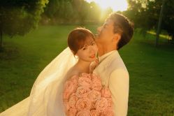 -雪中彩影婚纱摄影·微光艺术中心