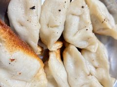 -黄阿姨锅贴大王(万航渡路店)