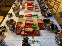 -玩坞轰趴馆·户外团建聚会主题生日派对馆(世豪广场店)