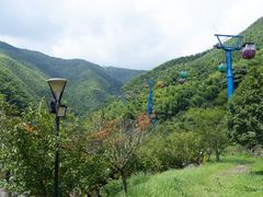 -浙东第一尖雪山欢乐谷