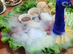 -沐毫傣泐云南菜孔雀宴•手抓饭傣味烧烤(曼听公园店)
