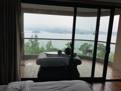-千岛湖忆湖度假酒店(中心湖景区店)