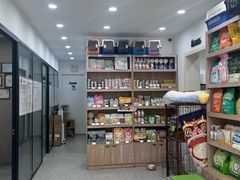 -四月宠物医院·猫专科·心脏专科·内科(转塘店)