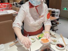 -海底捞火锅鲜切牛肉主题店(长寿路店)