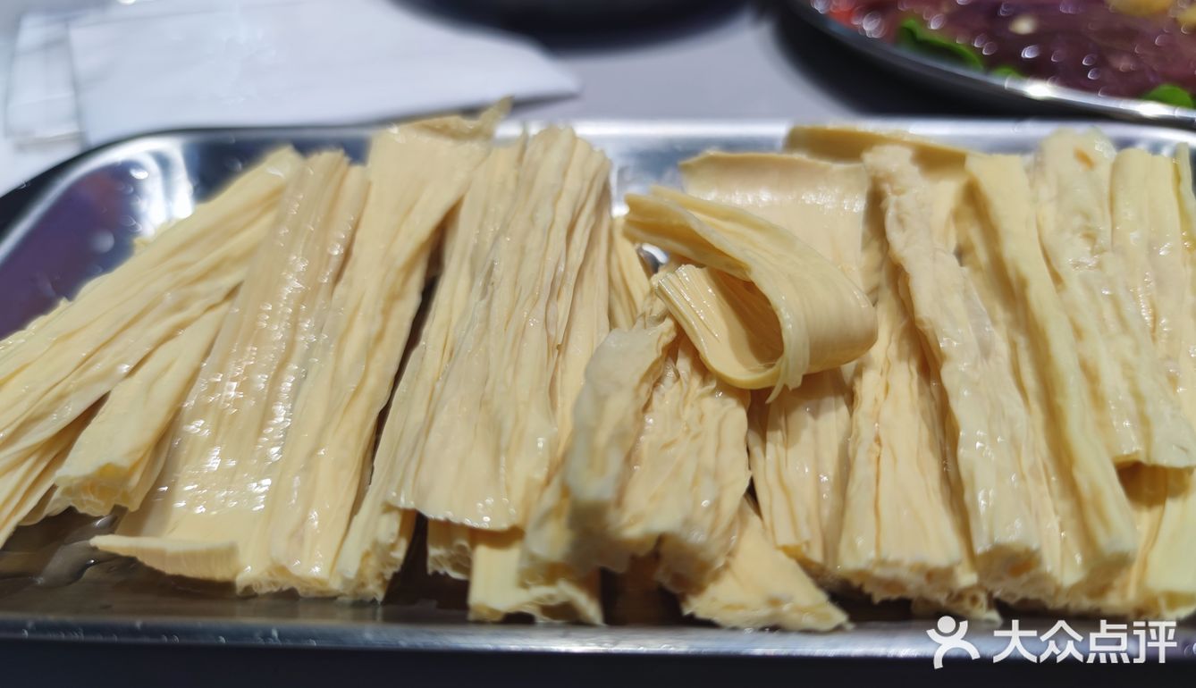 刚发现一家宝藏美食店