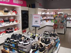 -唯品会(北京国瑞城店)
