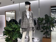-ZARA(大上海时代广场店)