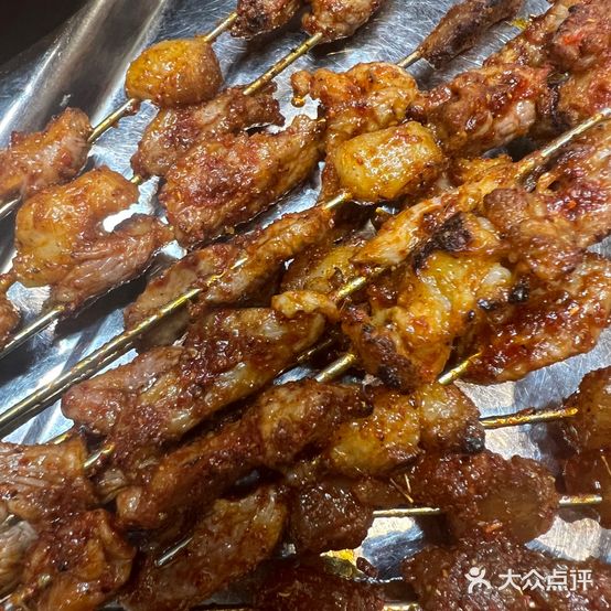 燕燕香天下烧烤(新城区店)