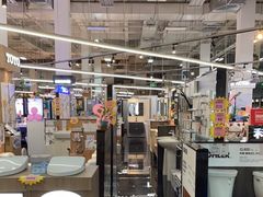 -百安居装修建材卖场(泰然店)