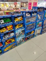 -孩子王(铁西万达店)