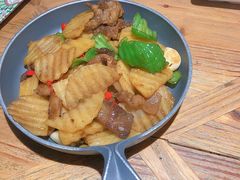 土豆片制造-豆蔻电影主题餐厅(四牌楼店)