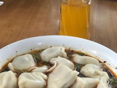 酸汤牛肉水饺-回坊马二饺子馆