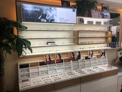 -视野联行眼镜·蔡司·控优点授权(长白万象汇店)