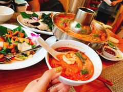 -Chom Cafe and Restaurant