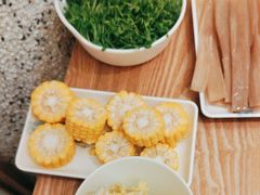 -三人行骨头王火锅(长寿店)