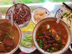 -金杨拉面王小吃面馆·牛三宝面·红烧牛肉粉