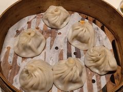 蟹粉小笼包-绿波廊(豫园店)