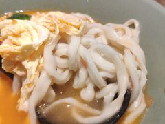 番茄菌菇鸡蛋面-陳八两面家(滨江天街店)