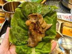 -草家酱蟹炭火烤肉店(珲春南路一店)