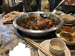 -肖肖酸萝卜鱼火锅(总店)