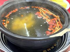 -花苑美食横琴生蚝火锅(拱北粤华路店)