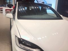 -TESLA 特斯拉(上海太古汇体验店)