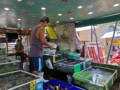 -拉威海鲜市场
