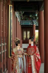 -雪中彩影婚纱摄影·微光艺术中心