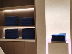 -深圳国际会展中心希尔顿酒店(前海华发冰雪世界店)